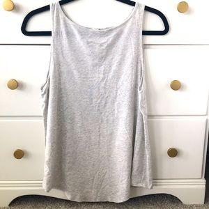 Under Armour tie back tank